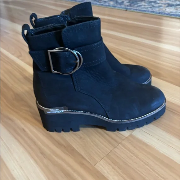 Blondo USA Dagger Waterproof Bootie in Black Suede Size 6 New - Picture 7 of 10